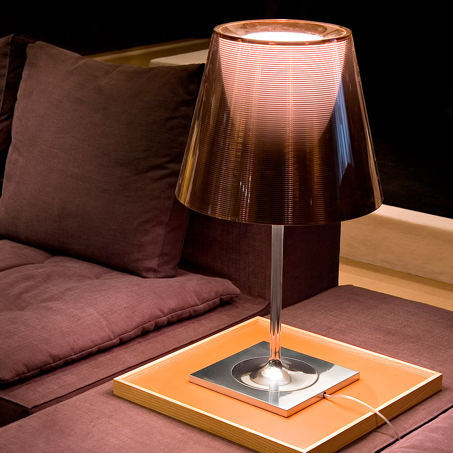 FLOS-KTRIBE-SOBREMESA-5