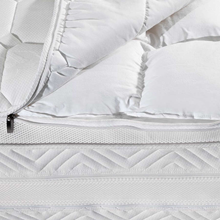 FLOU-LATEX-TOP-SENSE-2