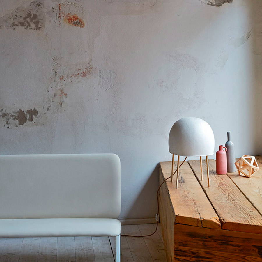 FOSCARINI-KURAGE-SOBREMESA-4