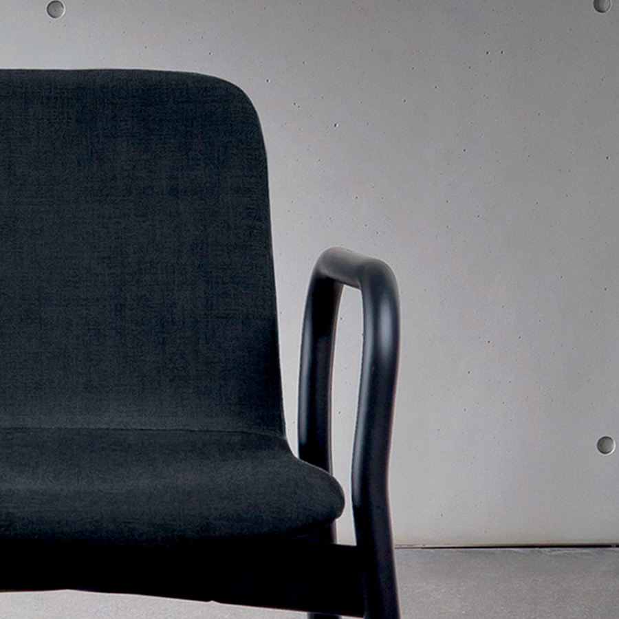 SOVET-TWO-TONE-CHAIR-2