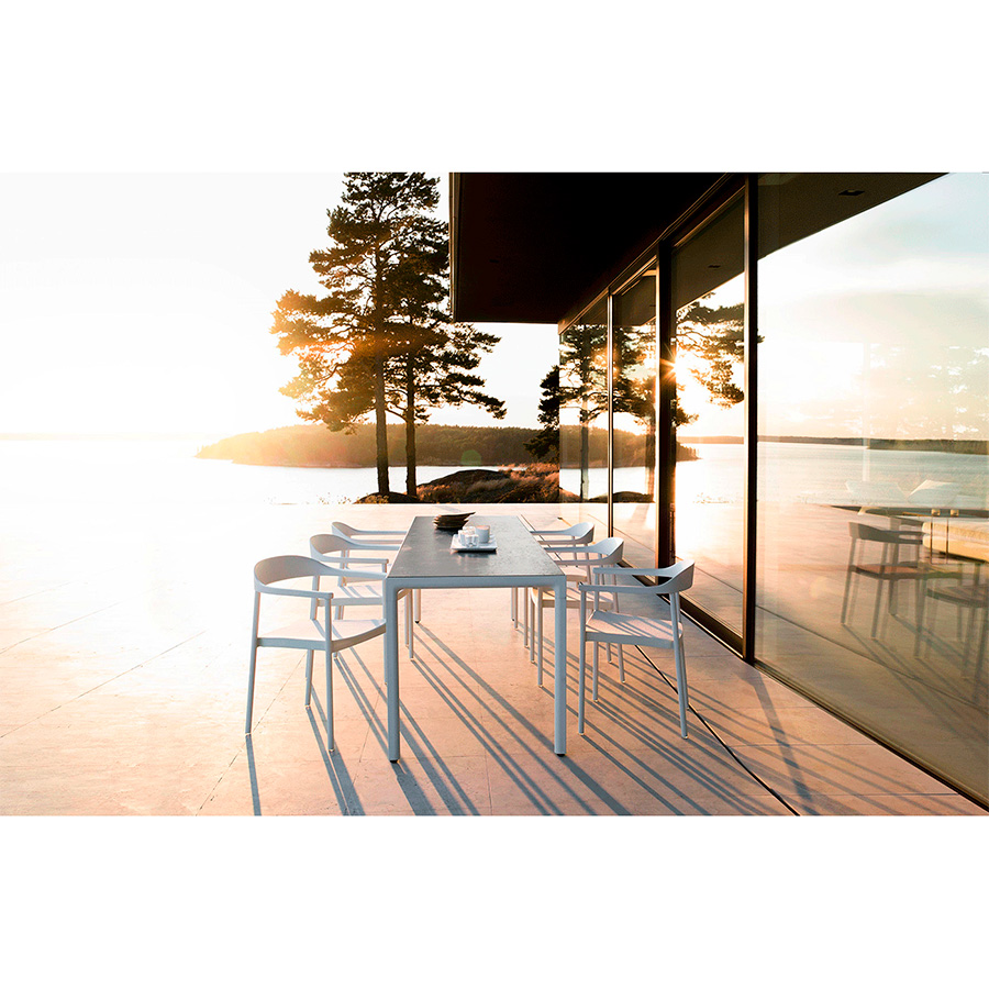 TRIBU-SILLAS-ILLUM-NEW-2015-ILLUM-ARMSTOEL-ILLUM-DINING-SET-WHITE-PIOMBO-TOP