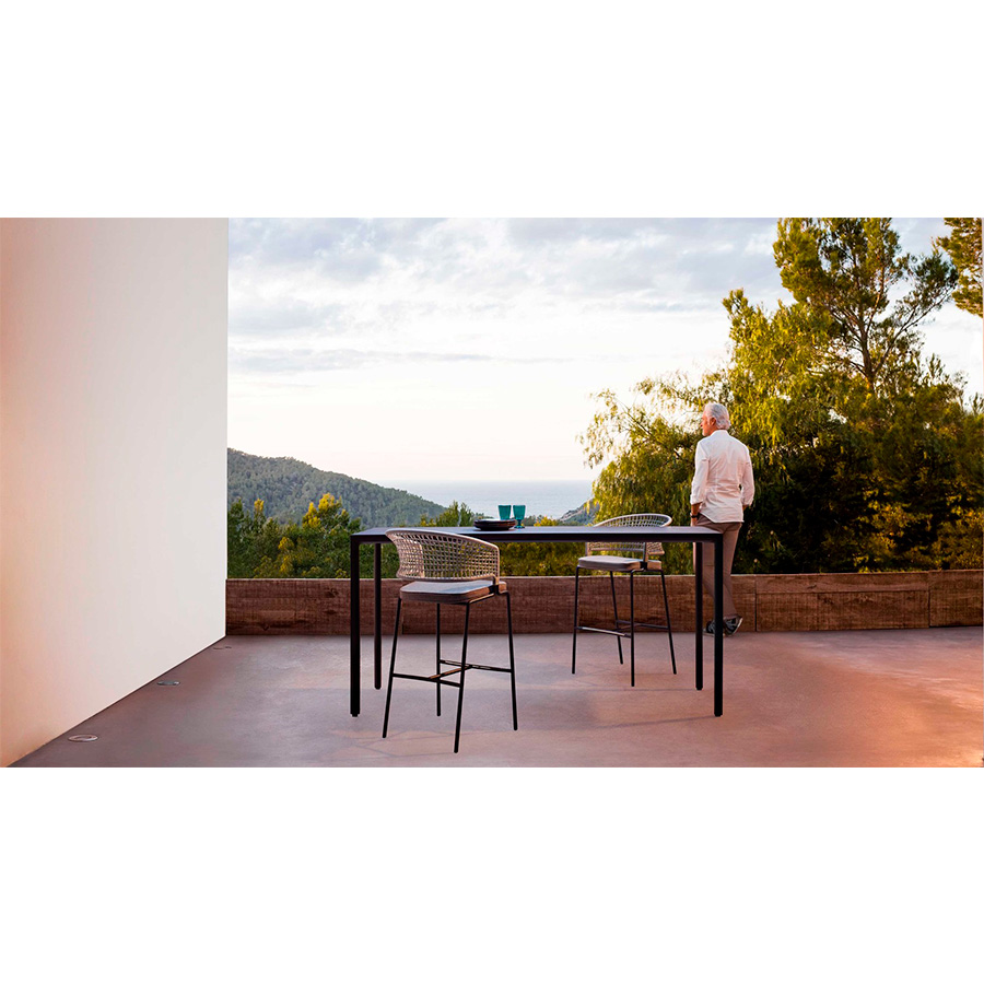 TRIBU-TABURETE-CTR-CTR-BARSTOEL-ILLUM-BAR-TABLECTR-BAR-CHAIRS