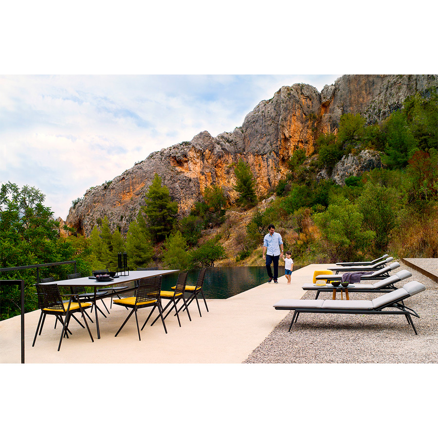 TRIBU-TUMBONAS-BRANCH-BRANCH-LOUNGER-TRIBUOKT2026SPANJE341-1300X855