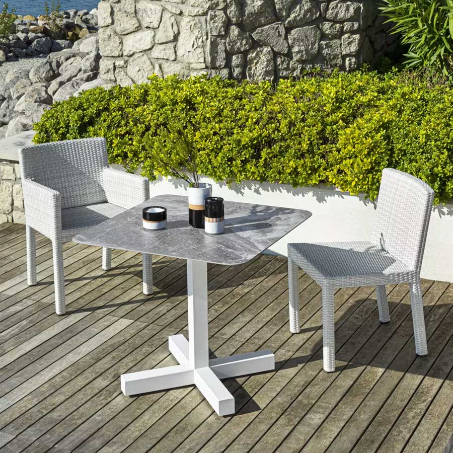 inout847-mesaexterior-3